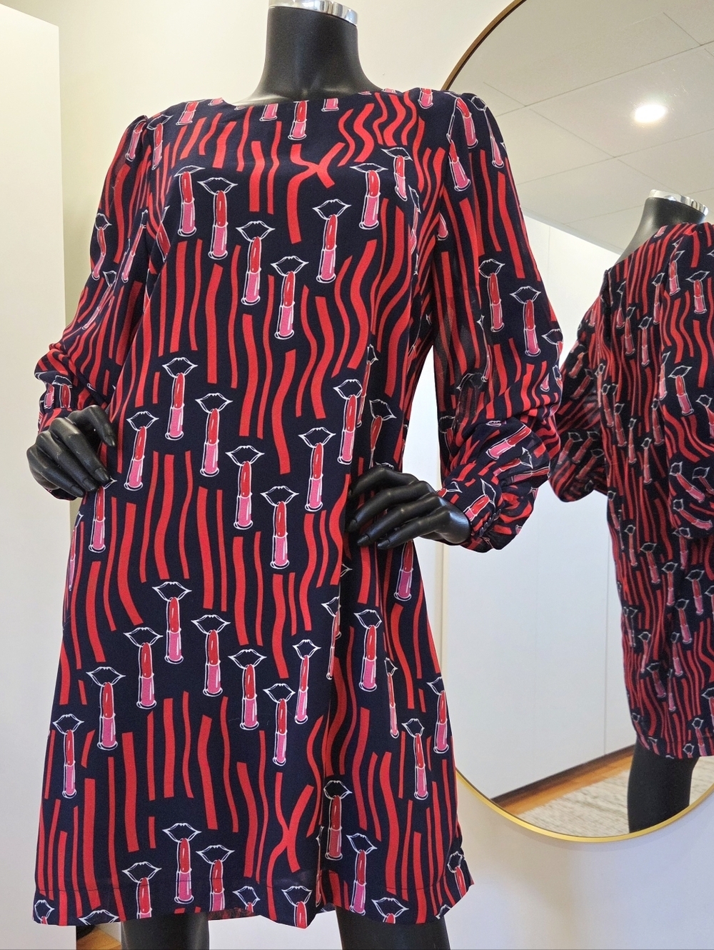 Esqualo Lipstick Print Dress | Straight Style | Sheer Sleeves | Size 10 (EU 40)